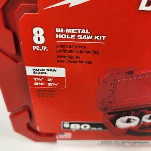 New Milwaukee 49-22-4019  8 Piece Bi-Metal Hole Saw Kit 1 1/2", 2", 2 1/8", 2 1/4"