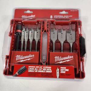 lot 10 image: New Milwaukee 8 Piece Universal Quik-Lok Flat Boring Set 49-22-0175