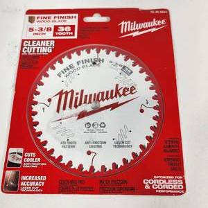 lot 21 image: New Milwaukee Fine Finish Wood Blade 5-38 Cleaner Cutting 36 Tooth 48-40-0524