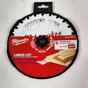 lot 23 image: New Milwaukee Framing Wood Blade 6-12 48-40-0620