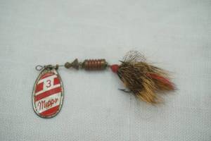 lot 7 image: Vintage Mepps 3 Fishing Lure