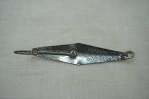lot 13 image: Vintage Spoon Squid Lure