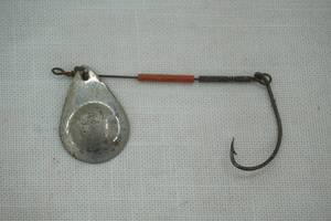 lot 37 image: Vintage Water Gremlin Lure