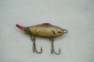 lot 38 image: Vintage minnow fishing lure