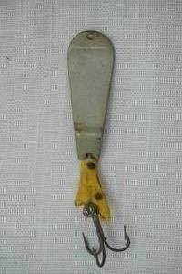 lot 40 image: Vintage American Angler Lure