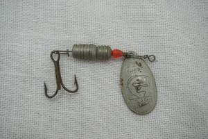 lot 45 image: Vintage Heddon Spinner Lure