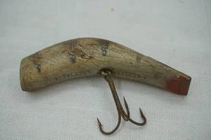 lot 68 image: Vintage Kautzky Lazy Ike Lure