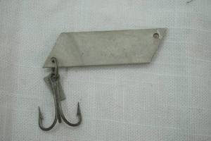 lot 77 image: Vintage Heddon metal fishing lure