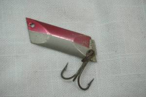 lot 78 image: Vintage Heddon metal fishing lure