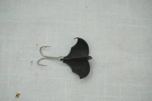 lot 81 image: Vintage Prescott Spinner Baby Bat