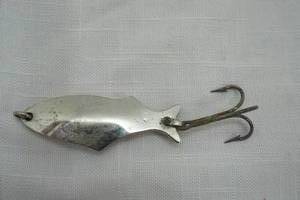 lot 90 image: Vintage Pflueger Last Word Fishing Lure