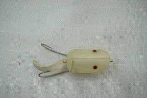 lot 110 image: Vintage popper style fishing lure