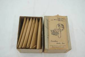 lot 138 image: Vintage NEW Canadian Baits Inc. Round Spoon Lures (7ct) in original packaging