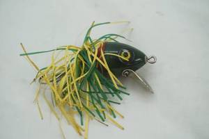 lot 150 image: Vintage Wiggle-Tail Fishing Lure