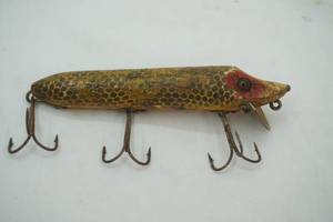 lot 157 image: AntiqueVintage Heddon Dowagiac Vamp Spook Fishing Lure