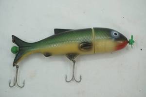 lot 202 image: Vintage 6.5 Captivated Lures Inc Lulu released in 1973