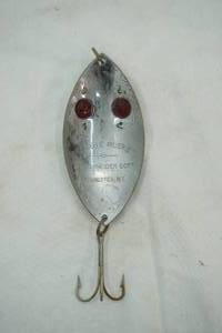 lot 215 image: Vintage Red Eye Muskie 5 long. Hofschneider