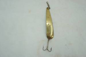 lot 239 image: Vintage Miller 8 Spoon Lure