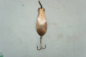 lot 254 image: Vintage KB Spoon Lure Lucky Strike