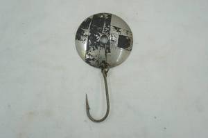 lot 273 image: Vintage Canadian Bait Inc 3 Round Spoon Lure