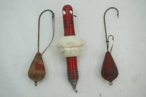 lot 281 image: AntiqueVintage Jamison Whistling Bobber Lot