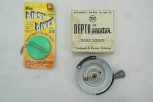 lot 317 image: Vintage Fishing Lot