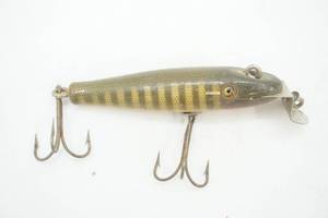 lot 334 image: Vintage Creek Chub Baby Pikie Fishing Lure