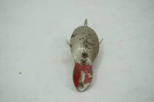 lot 335 image: Vintage Weedless Spoon Lure