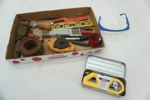 lot 370 image: Hand Tools and Hardware Lot