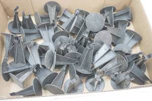 lot 400 image: Rebar Chair Lot