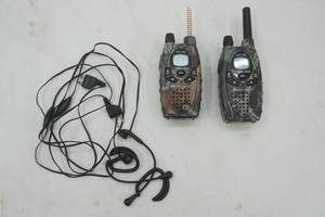 lot 403 image: Walkie Talkies