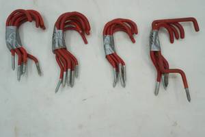 lot 405 image: Utility Hooks