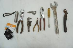 lot 416 image: Hand Tool Lot
