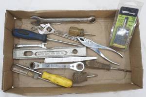 lot 418 image: hand tool lot