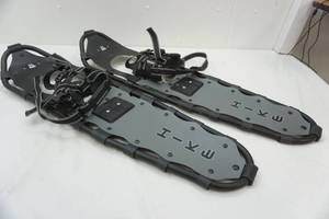 lot 425 image: Yukon Charlies Hike Snow Shoes