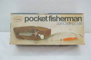 lot 449 image: Pocket Fisherman
