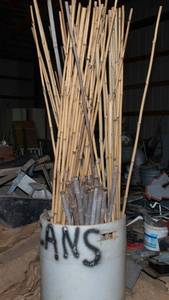 lot 28 image: Bamboo Plant Support Poles  Assorted Sizes, 3 ft to 7 ft