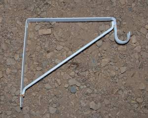 lot 51 image: Variety of Shelf Support Brackets  Mixed Sizes & Styles