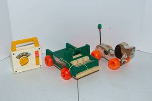 lot 141 image: Vintage Fisher Price Toys