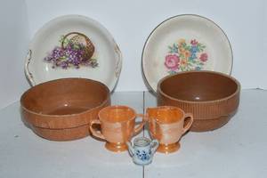 lot 145 image: Miscellaneous Vintage Dishware