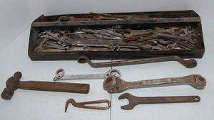 lot 67 image: Large Lot of Wrenches