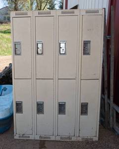lot 73 image: Beige Metal Lockers  48W x 12D x 72T, Some Rust