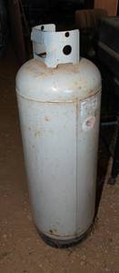 lot 76 image: 100-Pound Propane Tank  Empty