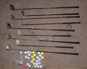 lot 114 image: Variety of Golf Items
