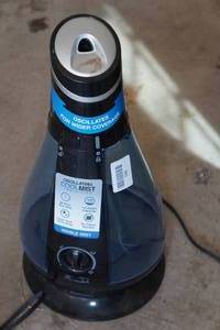 lot 361 image: Oscillating Cool Mist Humidifier