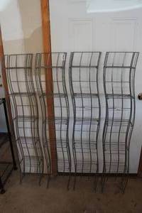 lot 367 image: Set of 4 Metal Shelves