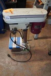 lot 275 image: Tool Shop Drill Press