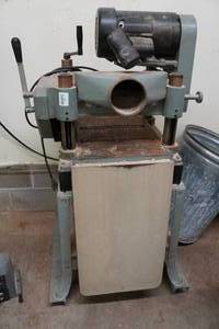 lot 265 image: Delta 62-175 15 Wood Planer with Stand