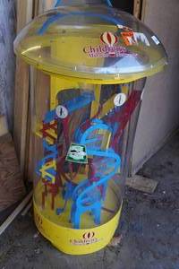 lot 302 image: Childrens Miracle Network Coin Donation Collector