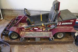 lot 12 image: Gas Honda 6.5 HP Powered Go Kart
